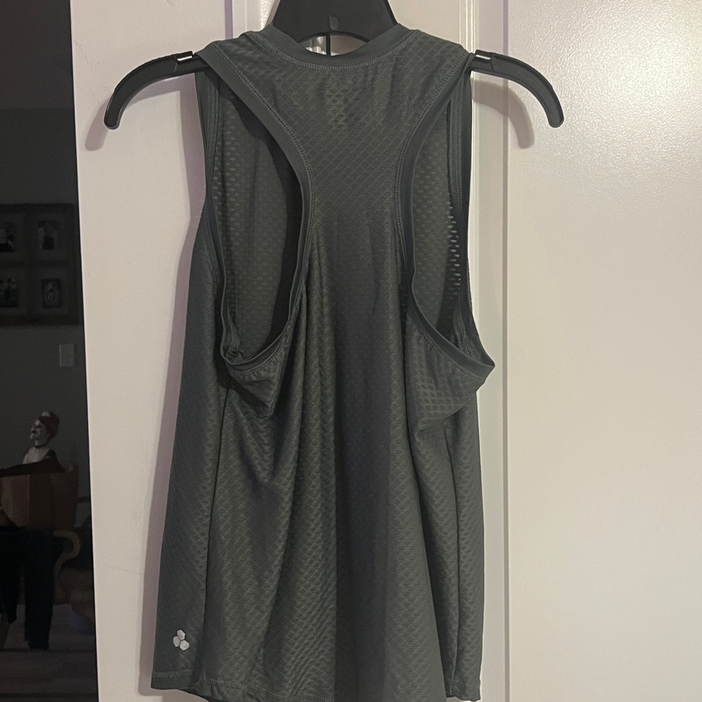 Tek Gear Olive Green Workout Tank - Picture 3 of 3